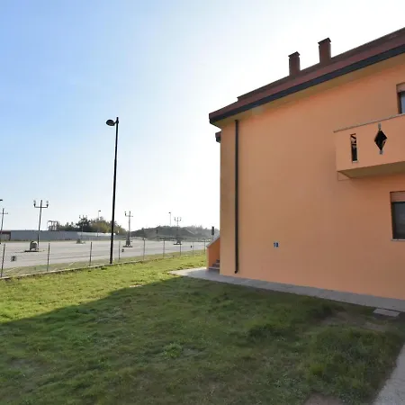 Apartamento Bilo 4 Piano Terra By Interhome Rosolina Mare